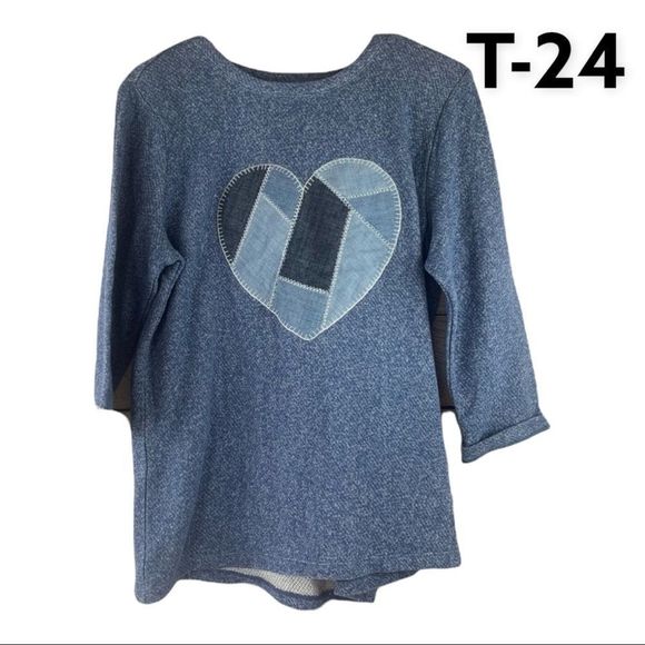 Style & Co. Tops - Style & Company Heart Sweat Shirt NWT